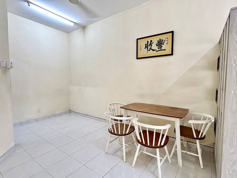 Rumah Teres 1 Tingkat untuk Dijual di Taman JP Perdana (Johor Bahru) - Carson . - Interior - PropertyGuru.com.my
