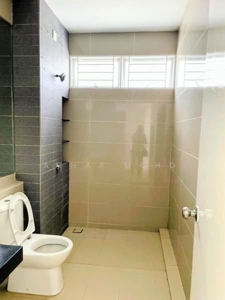 2-storey Terraced House for Sale in Elmina (Shah Alam) - Azhar Mohd - Bathroom - PropertyGuru.com.my