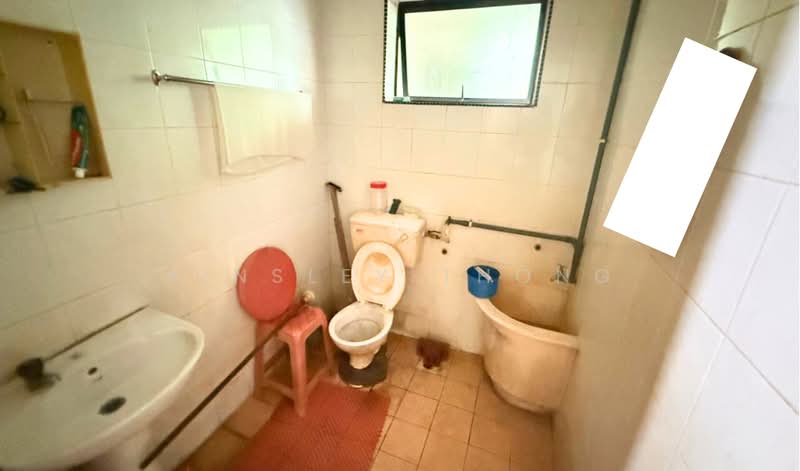 1.5-storey Terraced House for Sale in Pekan Razaki (Ipoh) - Ainsley Thong - Bathroom - PropertyGuru.com.my