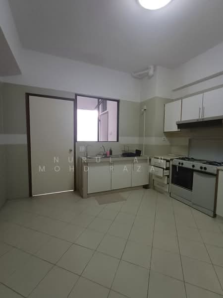 Condominium for Rent at Menara Pinang - Nurul Ain Mohd Razali - Kitchen - PropertyGuru.com.my