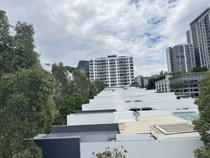 Kondominium untuk Disewa di 16 Quartz @ Melawati - Norafian SMH - Exterior - PropertyGuru.com.my