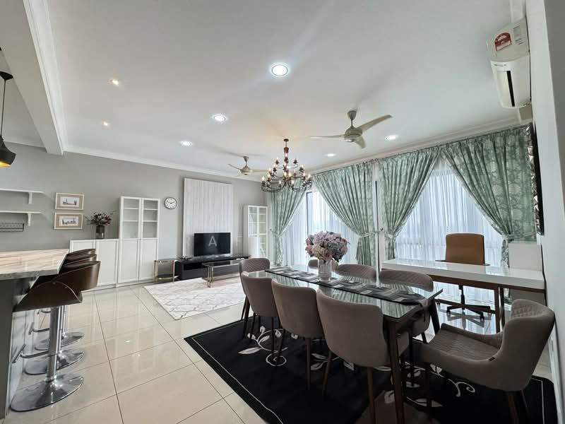 Kondominium untuk Disewa di 16 Quartz @ Melawati - Norafian SMH - Living Room - PropertyGuru.com.my