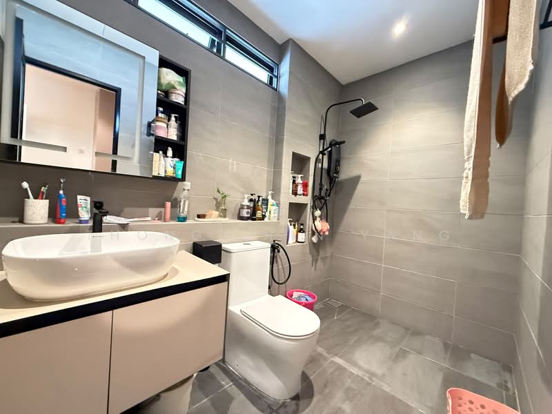 Rumah Teres 2 Tingkat untuk Dijual di Bandar Sri Damansara (Selangor) - Thong Zhen Yang - Bathroom - PropertyGuru.com.my