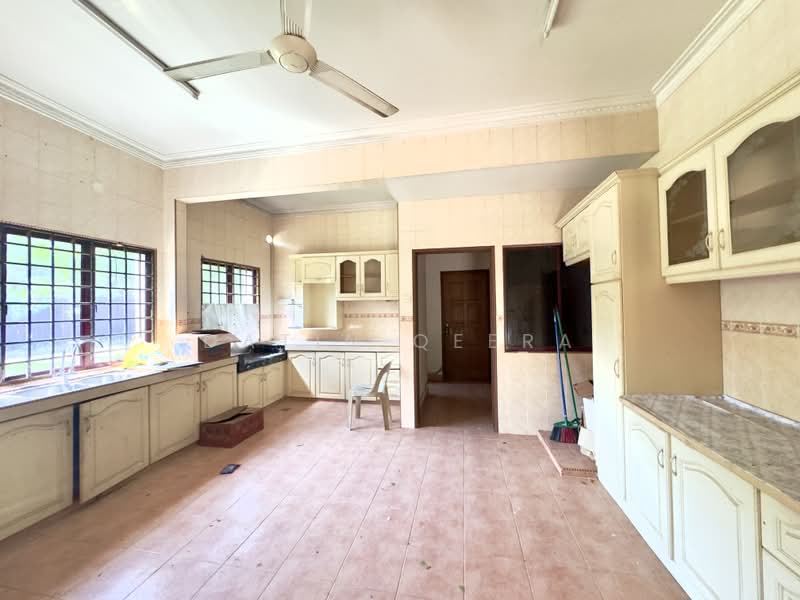 Bungalow for Rent in Saujana Utama (Selangor) - Datin Qeera - PropertyGuru.com.my