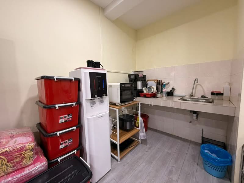 Kedai / Pejabat untuk Disewa di Laman Rimbunan (Kepong) - Fannie Chin - Kitchen - PropertyGuru.com.my