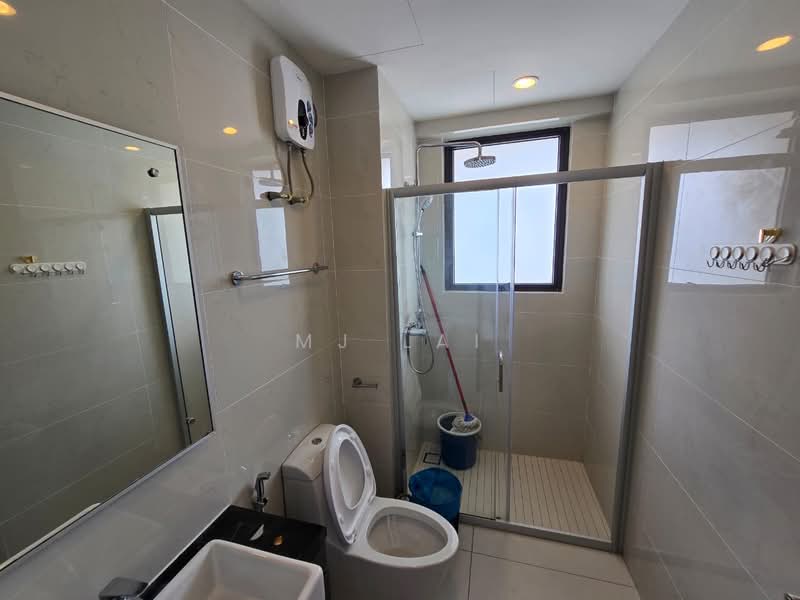 Kondominium untuk Disewa di Kings Bay @ Country Garden Danga Bay - MJ Lai - PropertyGuru.com.my