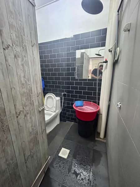 Pangsapuri untuk Dijual di Pangsapuri Sri Tanjung - Hairi Halim - PropertyGuru.com.my