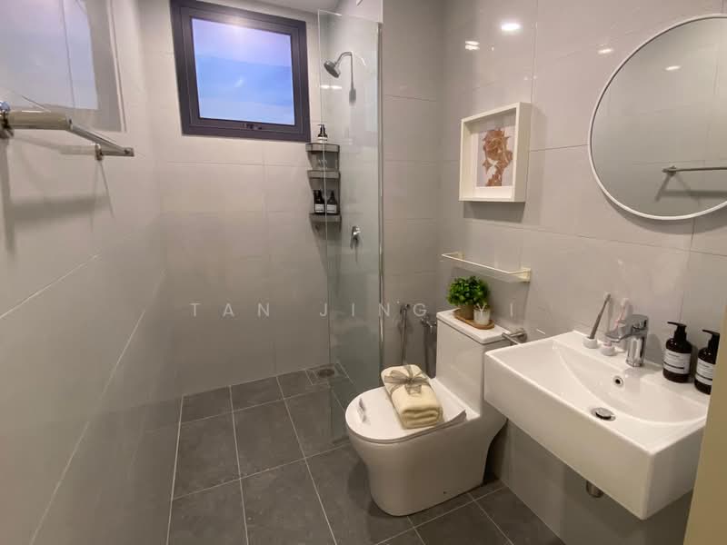 Service Residence for Sale at Pinnacle Bukit Gambier - Tan Jing Yi - Bathroom - PropertyGuru.com.my