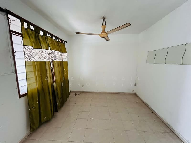 Rumah Teres 2 Tingkat untuk Dijual di Taman Perling (Perling) - Azlan Ismail aiproperty - Interior - PropertyGuru.com.my