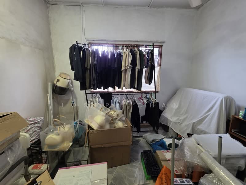 1-storey Terraced House for Sale in Seksyen 28 (Shah Alam) - Joseph Chan - Interior - PropertyGuru.com.my