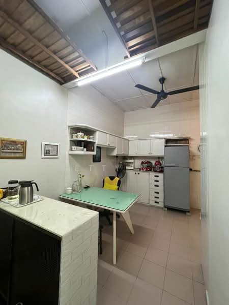 Rumah Teres 1.5 Tingkat untuk Dijual di Taman Molek (Johor Bahru) - Betty Ng - PropertyGuru.com.my