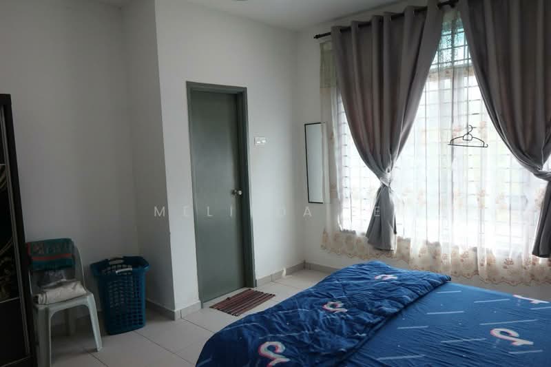 Rumah Teres 2 Tingkat untuk Dijual di Taman Cendana (Pasir Gudang) - Melinda Ee - Bedroom - PropertyGuru.com.my