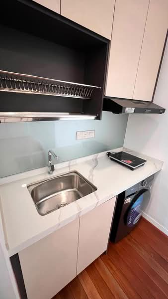 Kondominium untuk Disewa di Waltz Residences - Levis Chan - Kitchen - PropertyGuru.com.my