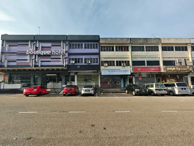 Shop / Office for Sale in Taman Johor Jaya (Johor Bahru) - Kelvin Koay - Exterior - PropertyGuru.com.my