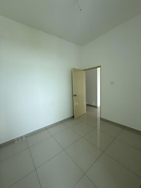 Pangsapuri untuk Dijual di Seri Molek Perdana - Jee Hui - PropertyGuru.com.my