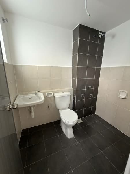 2-storey Terraced House for Sale in Sepang (Selangor) - Nazim Nadzar - PropertyGuru.com.my