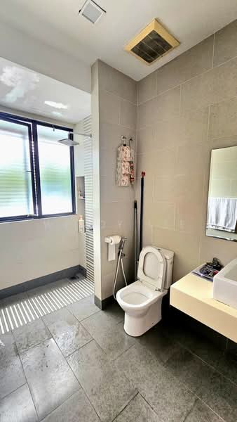 Rumah Teres 2 Tingkat untuk Dijual di Bandar Kinrara Seksyen 8 (Bandar Kinrara) - Wendy Lee - Bathroom - PropertyGuru.com.my