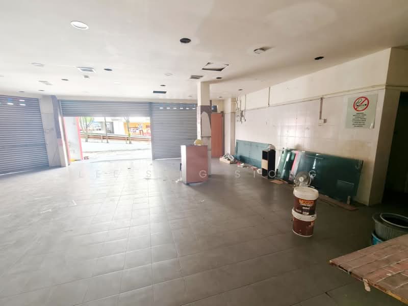 Shop for Rent in Sungai Buloh (Selangor) - Lee Sing Siong - Interior - PropertyGuru.com.my