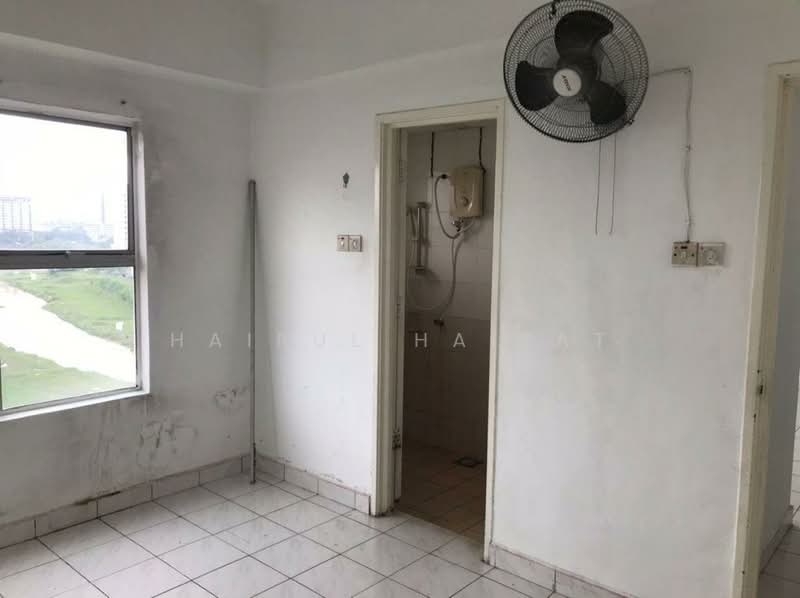 Service Residence for Rent at Brunsfield Riverview - Hairul Haizat - Bathroom - PropertyGuru.com.my