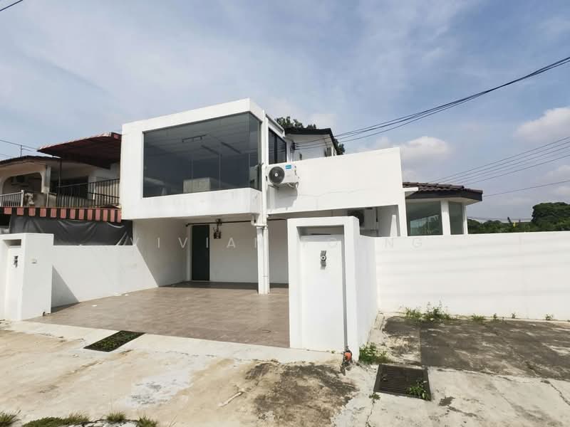 Shop for Rent in Bercham (Ipoh) - Vivian Foong - Exterior - PropertyGuru.com.my