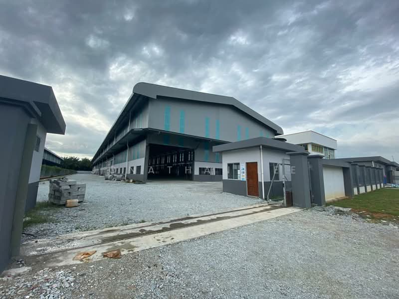 Kilang untuk Dijual di Taman Perindustrian Puchong Utama (Puchong) - Jonathan Lee - Exterior - PropertyGuru.com.my