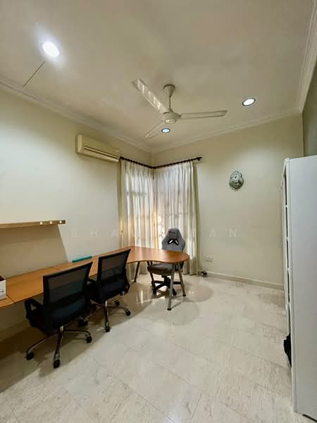 Rumah Berkembar untuk Dijual di Kemuning Utama Permai (Shah Alam) - Shawn Tan - Study - PropertyGuru.com.my