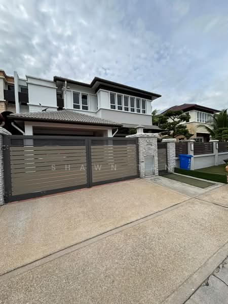 Rumah Berkembar untuk Dijual di Kemuning Utama Permai (Shah Alam) - Shawn Tan - Exterior - PropertyGuru.com.my