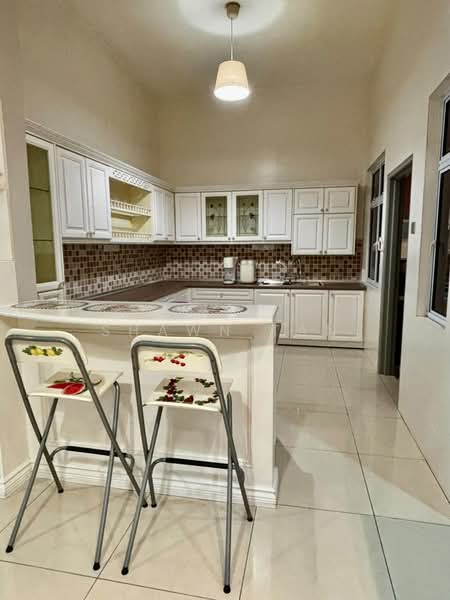 Rumah Berkembar untuk Dijual di Kemuning Utama Permai (Shah Alam) - Shawn Tan - Kitchen - PropertyGuru.com.my