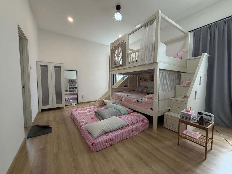 Semi-Detached House for Sale in Bandar Putra (Kulai) - May Chong - Bedroom - PropertyGuru.com.my