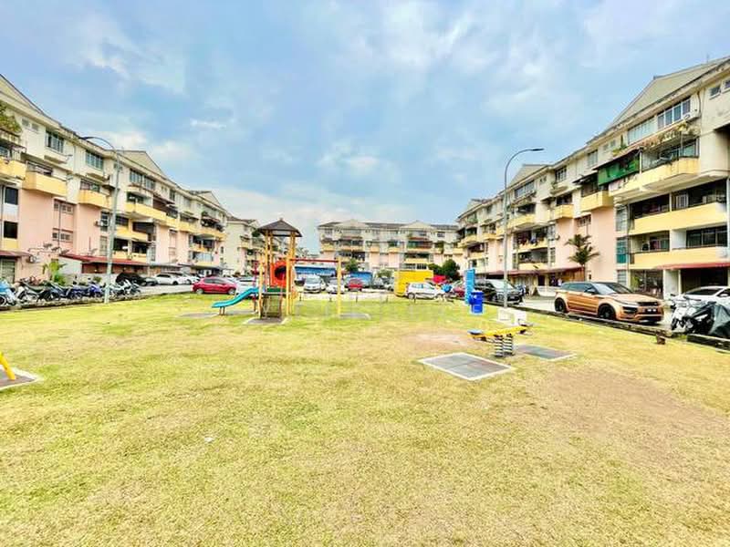Pangsapuri untuk Dijual di Casmaria Apartment - Kylie Lee - Exterior - PropertyGuru.com.my