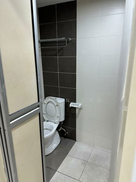 Condominium for Rent at First Residence (Residensi Unggul) - Anson Tan - Bathroom - PropertyGuru.com.my