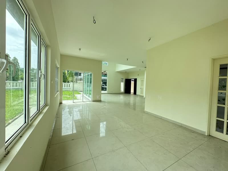 Terraced House for Sale in Cheras (Selangor) - Hei Kar Jun - Living Room - PropertyGuru.com.my