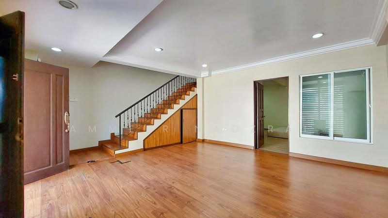Rumah Teres 2.5 Tingkat untuk Dijual di Setiawangsa (Kuala Lumpur) - Ammeer Nadzrai - Living Room - PropertyGuru.com.my