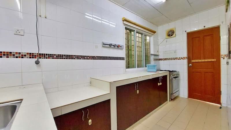 Rumah Teres 2.5 Tingkat untuk Dijual di Setiawangsa (Kuala Lumpur) - Ammeer Nadzrai - Kitchen - PropertyGuru.com.my