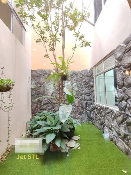 Rumah Berkembar untuk Dijual di Setia Damai (Setia Alam) - Loke . - Garden - PropertyGuru.com.my