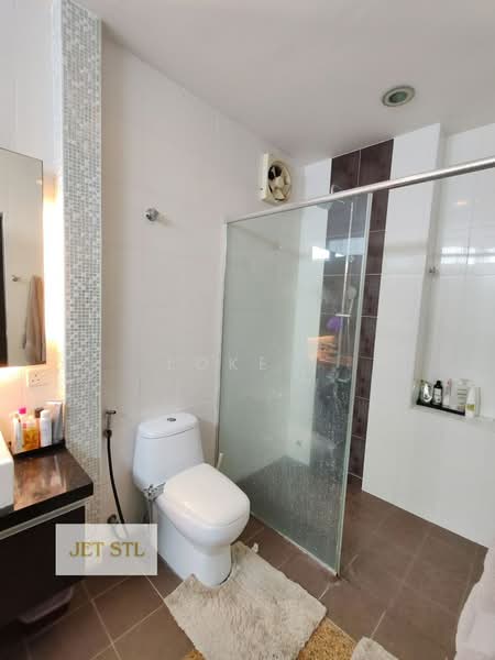 Rumah Berkembar untuk Dijual di Setia Damai (Setia Alam) - Loke . - Bathroom - PropertyGuru.com.my