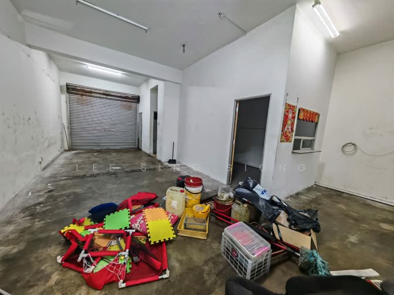 Shop for Rent in Sungai Buloh (Selangor) - Lee Sing Siong - Interior - PropertyGuru.com.my