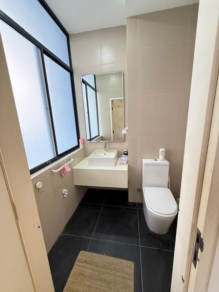 Office for Rent in Medini (Iskandar Puteri (Nusajaya)) - Amir Raziq - Bathroom - PropertyGuru.com.my