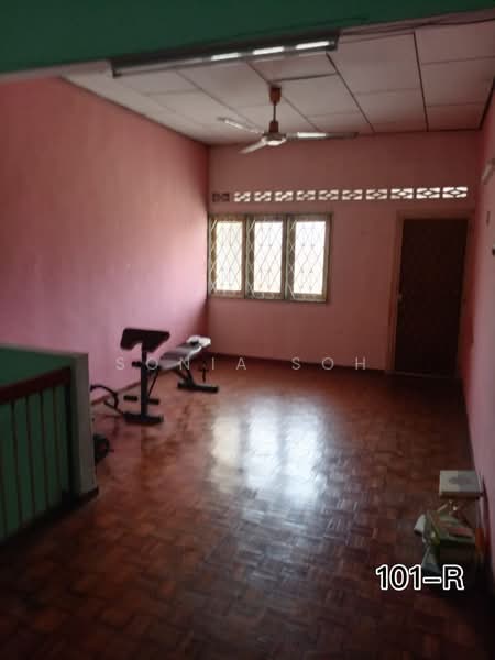 2-storey Terraced House for Sale in Teluk Pulai (Klang) - Sonia Soh - Living Room - PropertyGuru.com.my