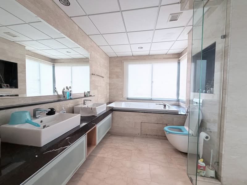 Condominium for Sale at 10 Mont Kiara @ MK10 - Andrew Lee - Bathroom - PropertyGuru.com.my
