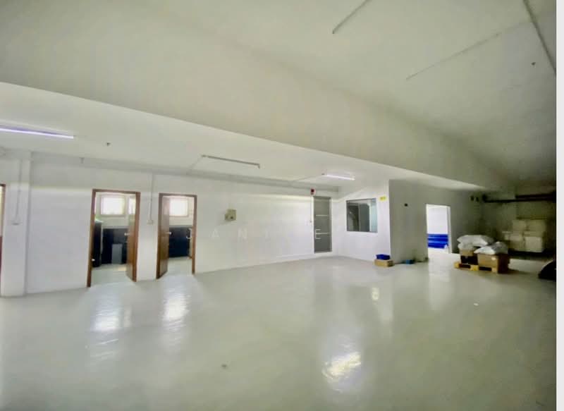Factory for Rent in Taman Tan Sri Yaacob (Johor Bahru) - Janice . - PropertyGuru.com.my