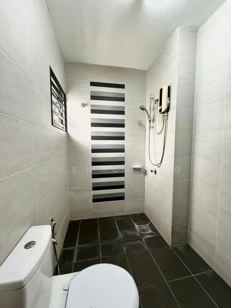 Rumah Teres untuk Disewa di Bandar Mahkota Cheras (Cheras) - Even Chong - Bathroom - PropertyGuru.com.my