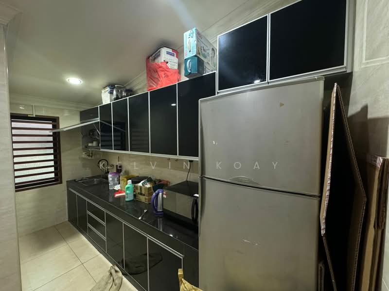 1-storey Terraced House for Sale in Permas Jaya (Johor Bahru) - Kelvin Koay - Kitchen - PropertyGuru.com.my
