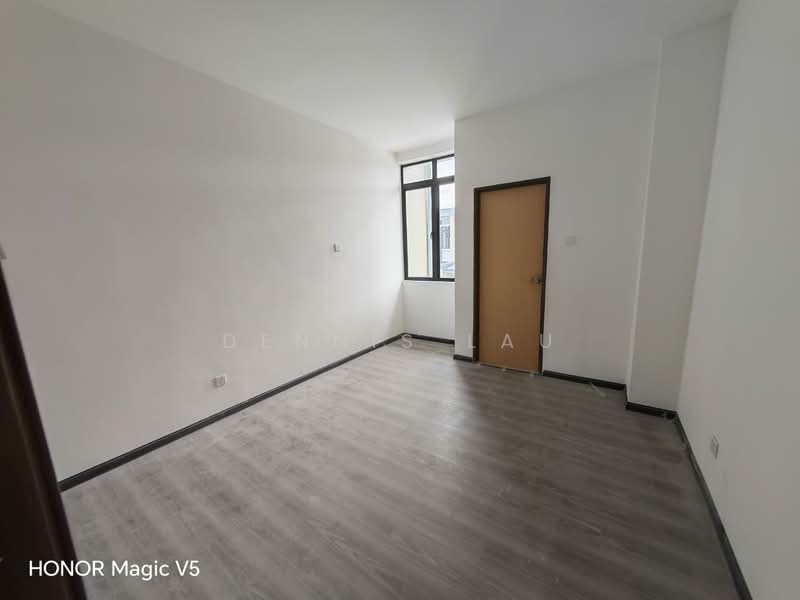2-storey Terraced House for Sale in City Garden (Samarahan) - Dennis Lau - Interior - PropertyGuru.com.my