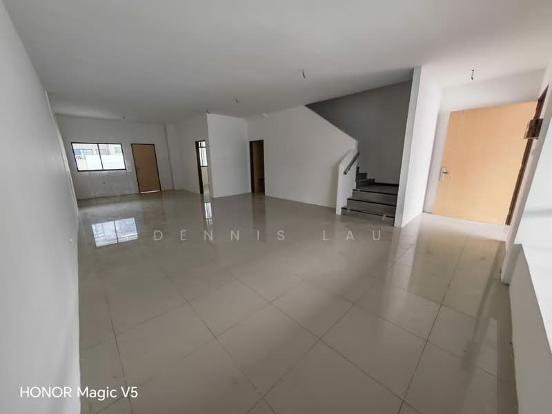 2-storey Terraced House for Sale in City Garden (Samarahan) - Dennis Lau - Living Room - PropertyGuru.com.my