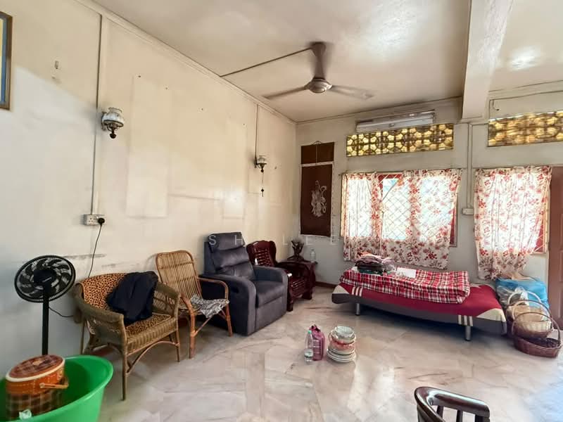 2-storey Terraced House for Sale in Taman Mawar (Butterworth) - SH Lee - Living Room - PropertyGuru.com.my