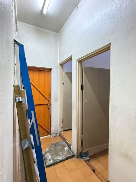 2-storey Terraced House for Sale in Taman Mawar (Butterworth) - SH Lee - Corridor - PropertyGuru.com.my