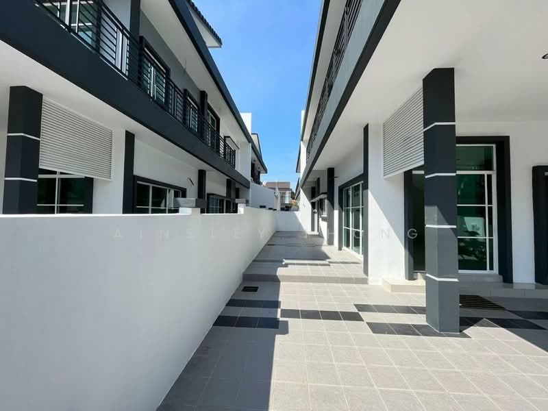 Cluster House for Sale in Ipoh (Perak) - Ainsley Thong - Exterior - PropertyGuru.com.my