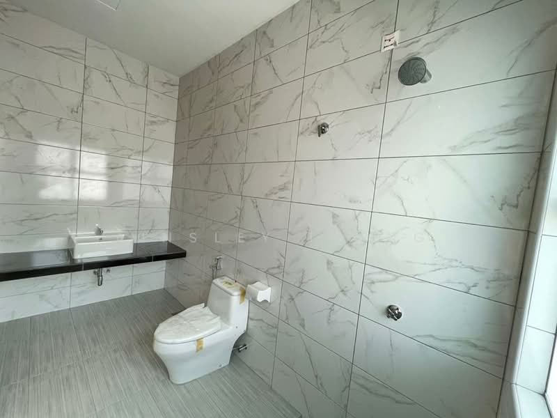 Cluster House for Sale in Ipoh (Perak) - Ainsley Thong - Bathroom - PropertyGuru.com.my