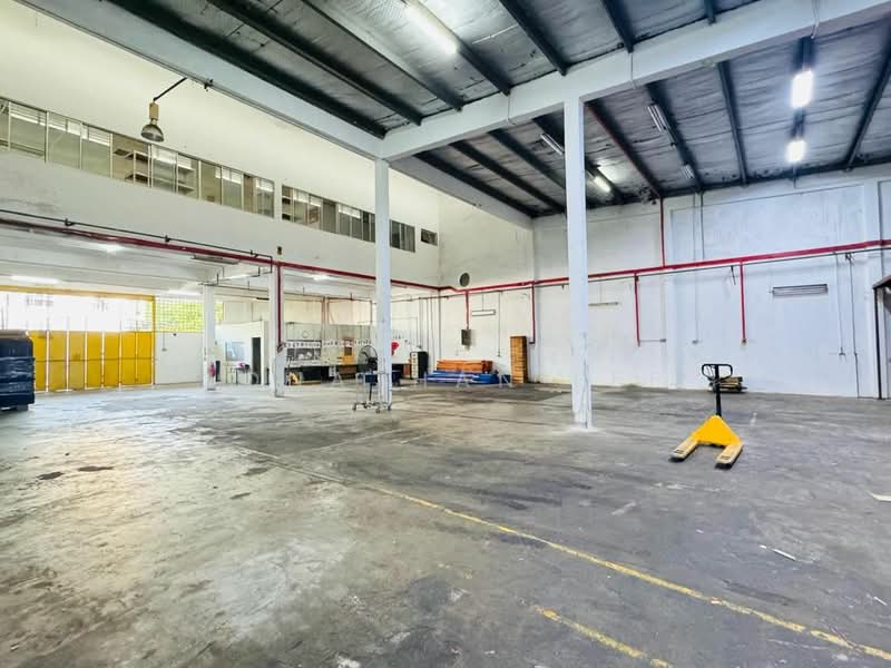 Terrace Factory for Sale in Taman Perindustrian Puchong (Puchong) - Jonathan Lee - PropertyGuru.com.my